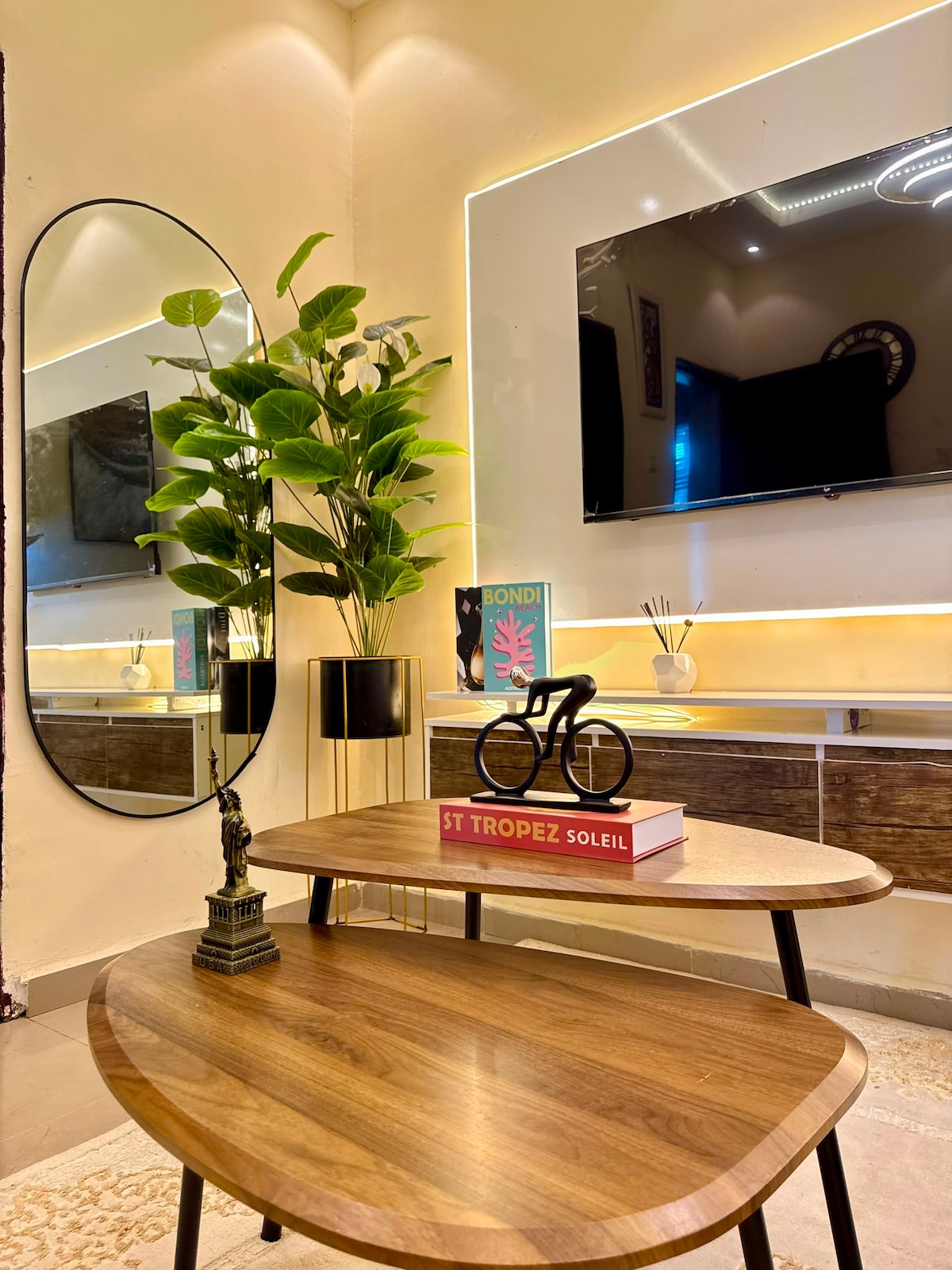 Spacious Living Lounge