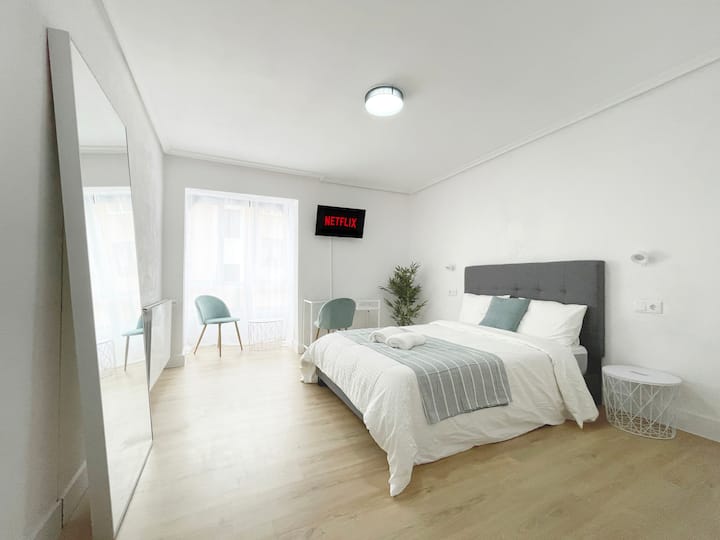 Apartamento Santos Martíres By Wehomes - Santander