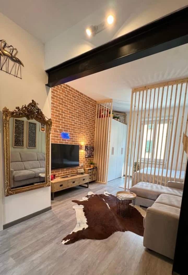 Modern Brick Studio  Comfort & Stile A Firenze - Floransa