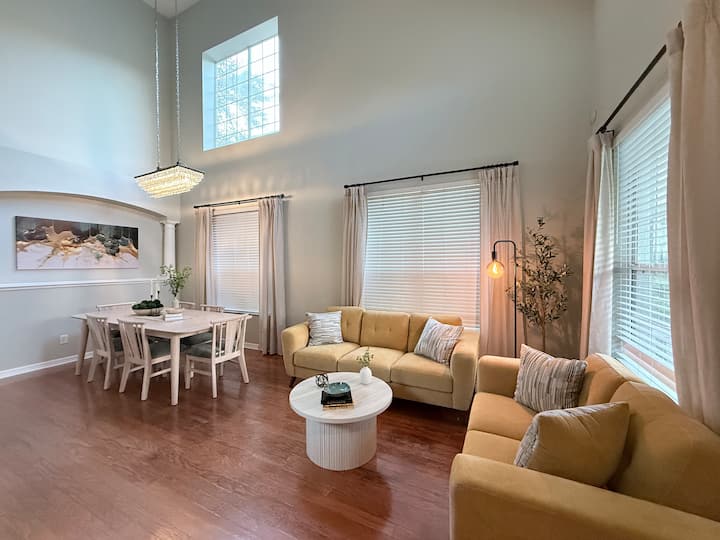 Modern 4br Retreat | Easy Gulf Beach Day Trips - Odessa, FL
