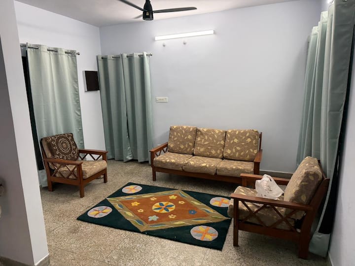 You Can Come Here Sit Feel Free And Relax - Lucknow