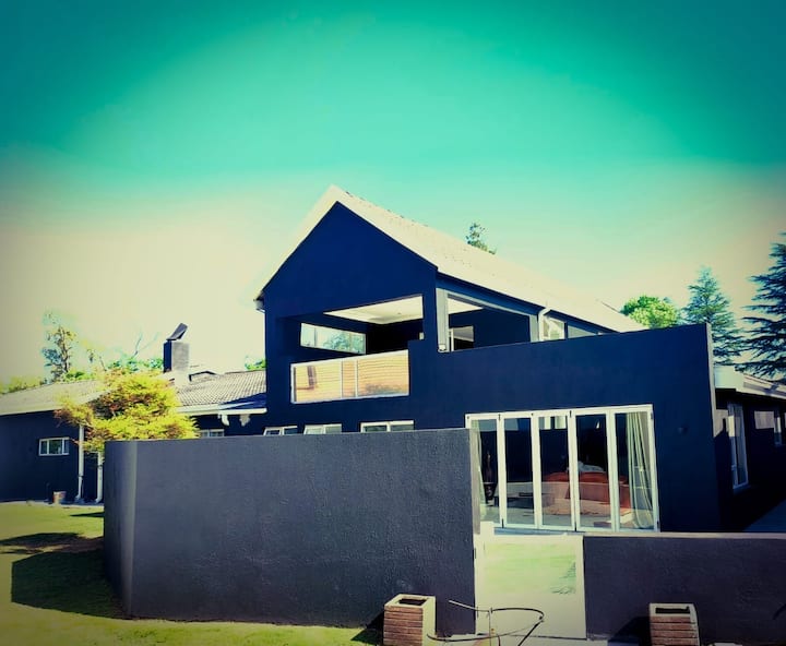 Luxury Vaal River Home. - Vanderbijlpark