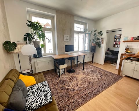 Leistungsstarkes Airbnb: Small but nice two bedroom apartment in Schleußig