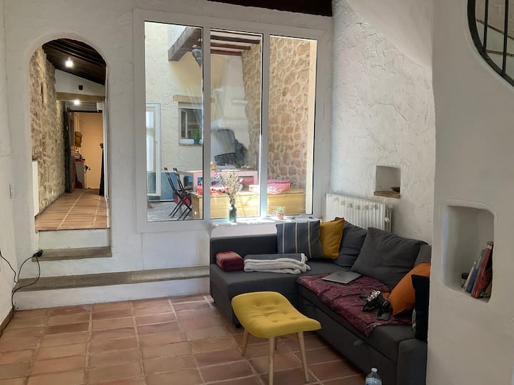Magnifique Maison Du Sud Au Centre Du Village - Rognes