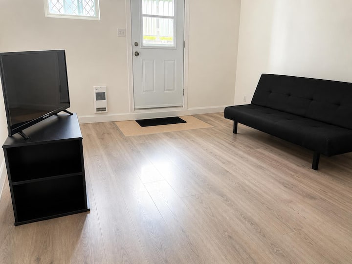 Budget-friendly 2-bedroom In Longueuil - Longueuil