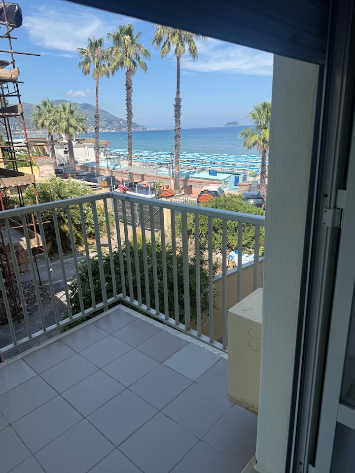 Appartamento Vista Mare E Accesso In Spiaggia - Laigueglia