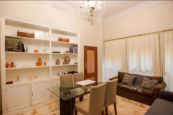 Wellhome Sevilla Centro - Sevilla