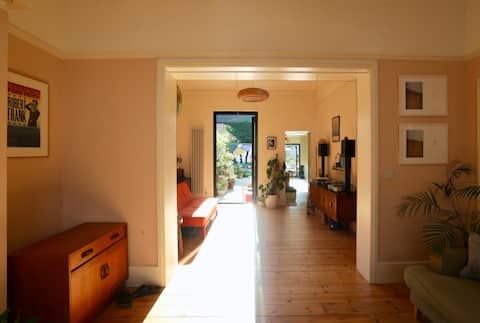 Successful Airbnb property: Family Home Margate; Garden, Outdoor Bath & Pizza in Broadstairs And St. Peters