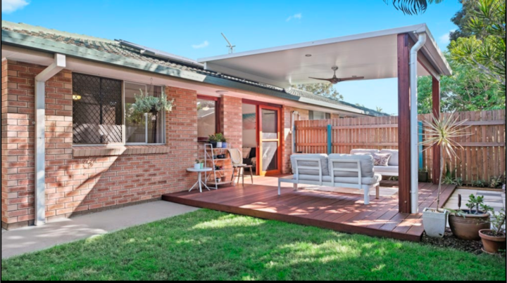 Coastal Duplex | Walk To Beach - Gold Coast