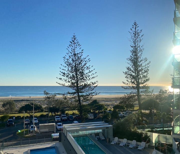 Kirra Central - Coolangatta