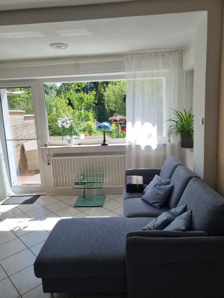 Wohnung Im Einfamilienhaus Mit Terrasse Im Grünen - Oberursel