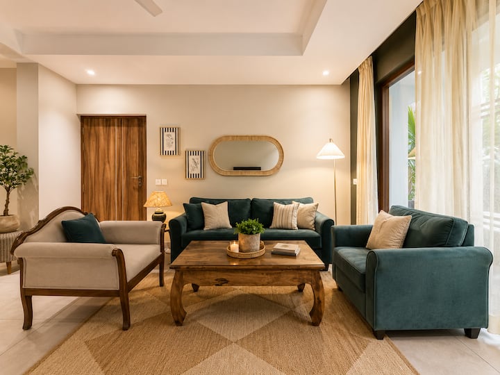 Living room image 3