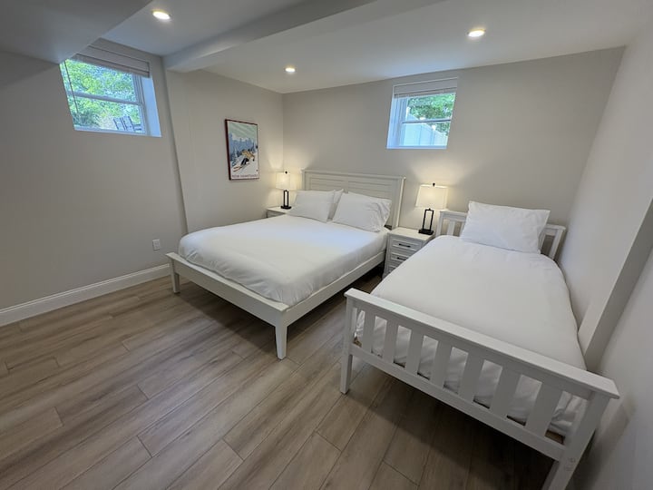 Big House: Basement back bedroom with 2 windows near the game room