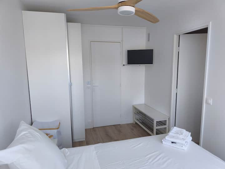 Logement Calme Et Sécurisé, Séjour Tout Confort - Neuilly-sur-Marne