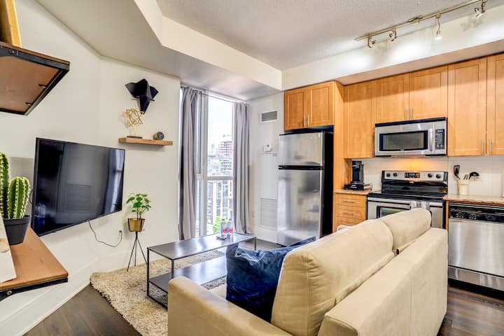Cozy Downtown Condo Near Enercare Centre & Cntower - Toronto