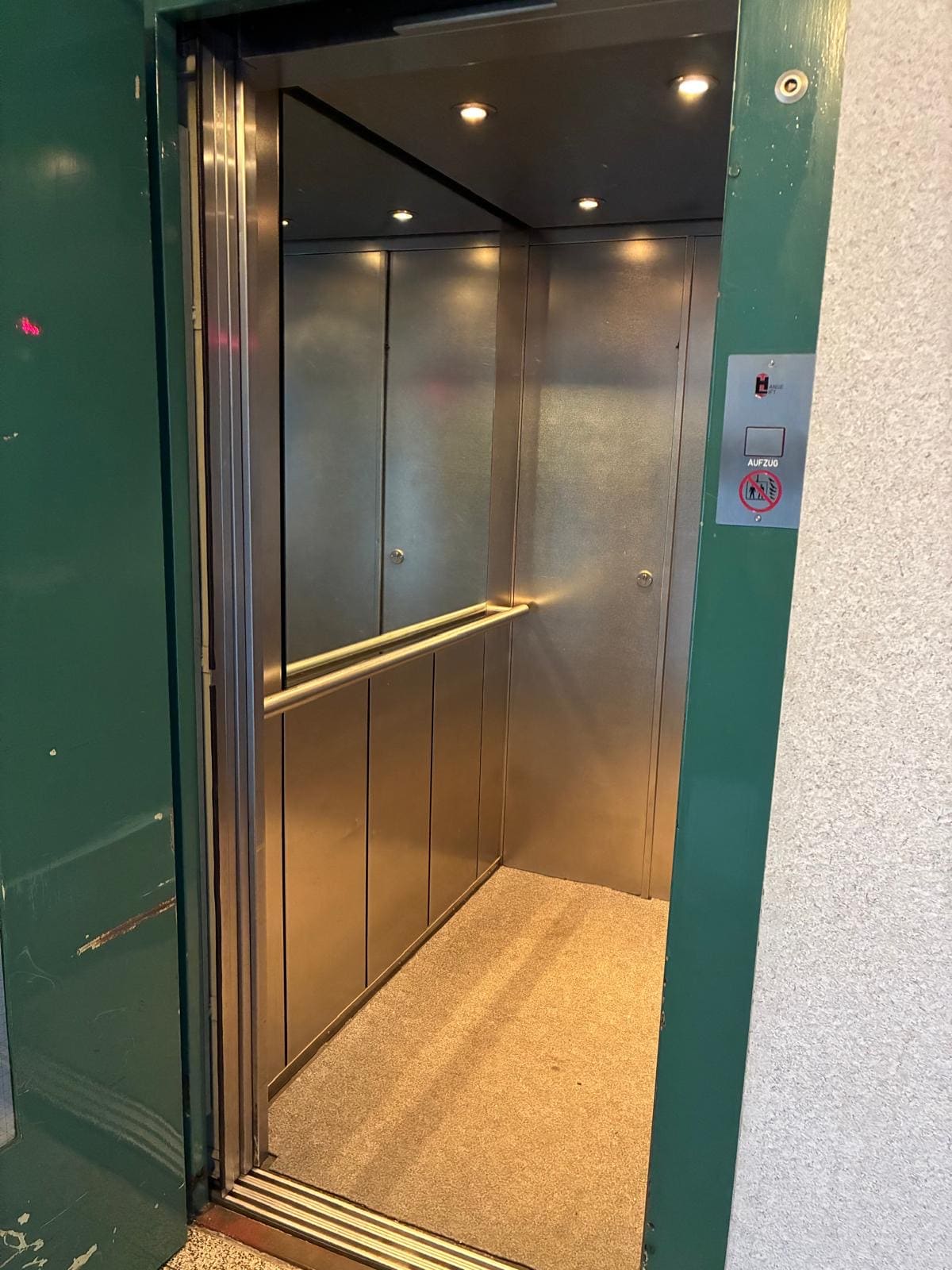 Furnished 1-room apartment in Hamburg