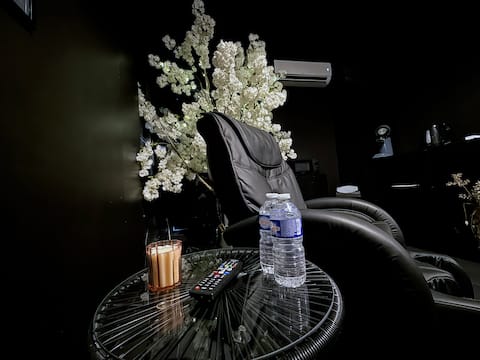 Airbnb performant: Black Diamond – Balcony, Private Jacuzzi à Croix