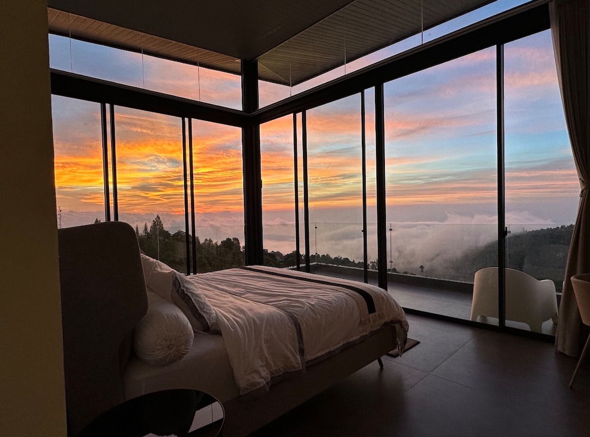 Home in Banjar - Mountain Retreat Amidst the Clouds & Valley Views