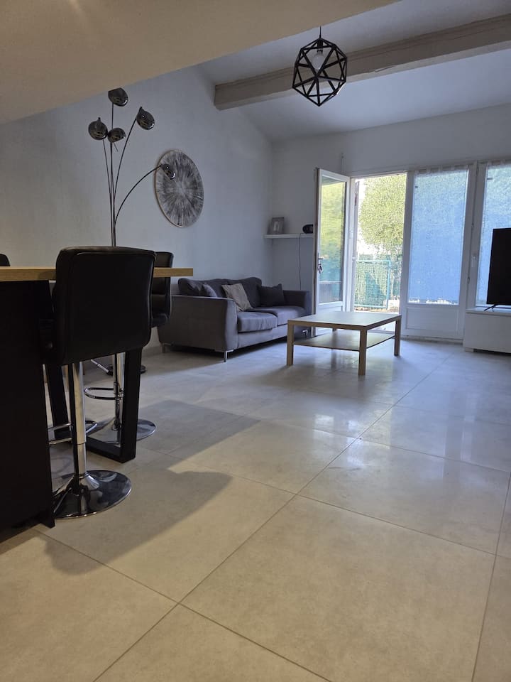 Maison à La Campagne - Carqueiranne