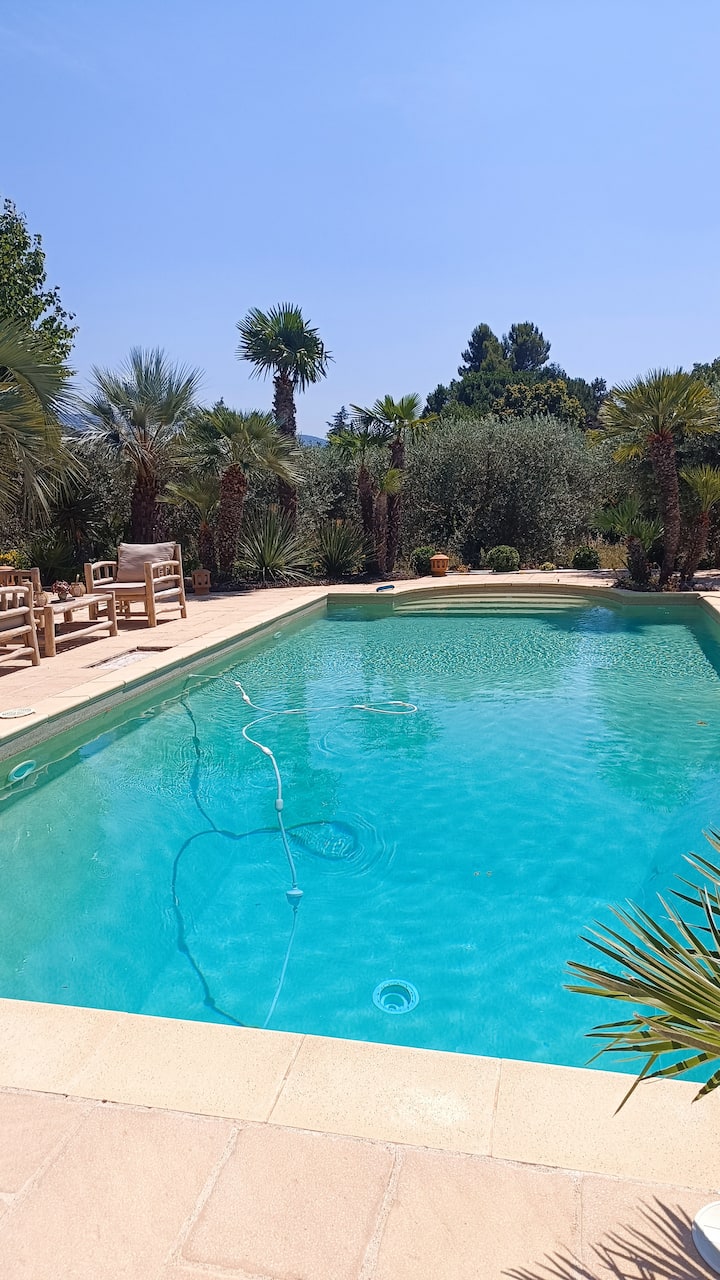 Proche D'aix En Provence : Maison 4 à 6 Pers - Trets
