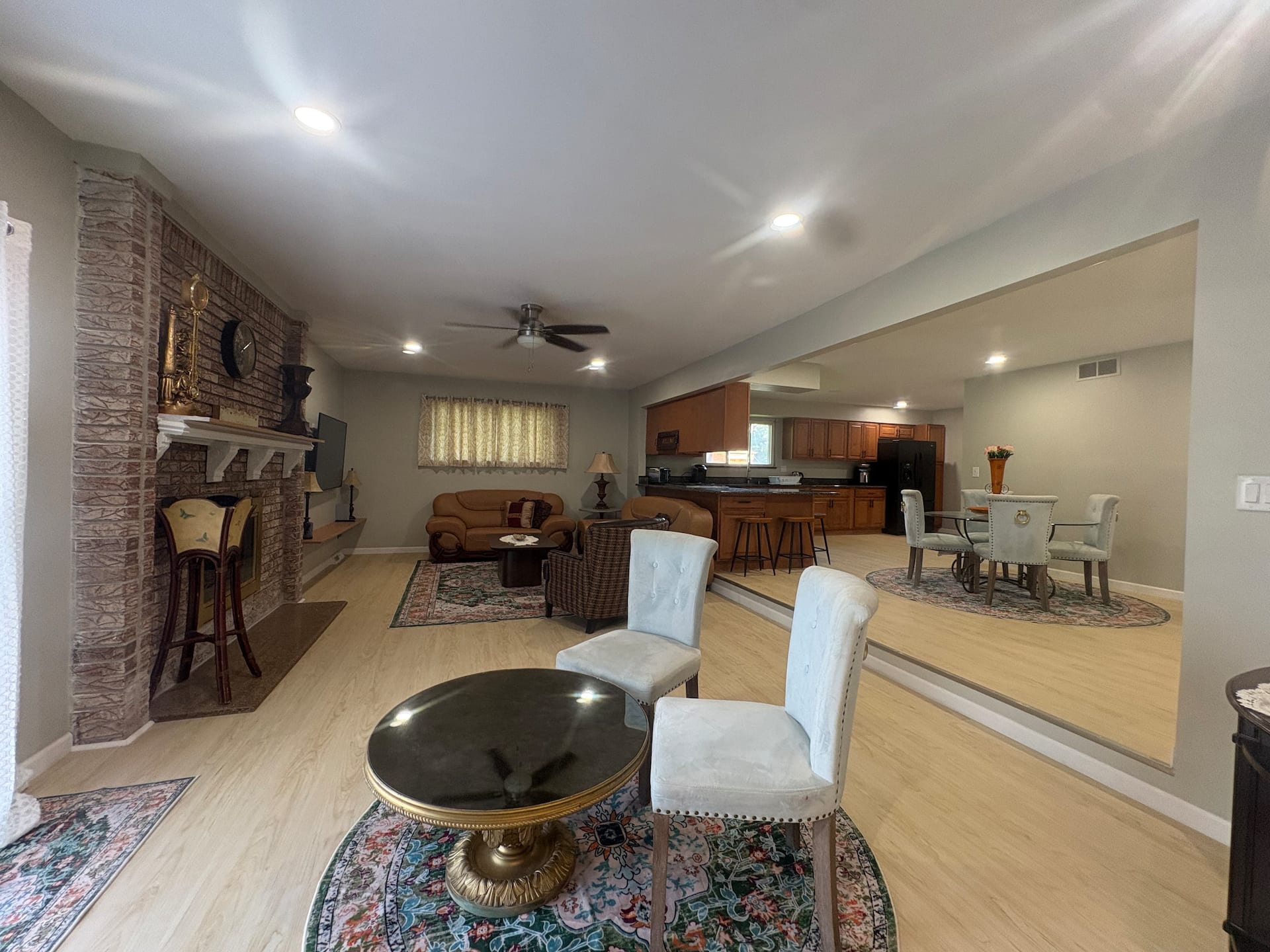 A new remodel, a cozy family HOME.