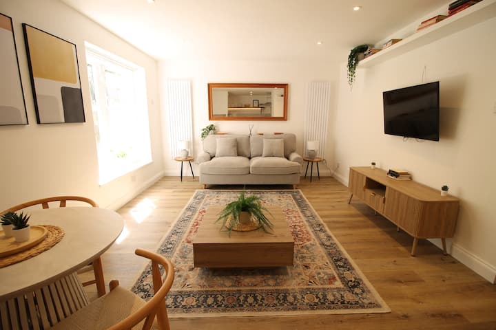 Stylish One-bed Flat In Oxford - Kassam Stadium