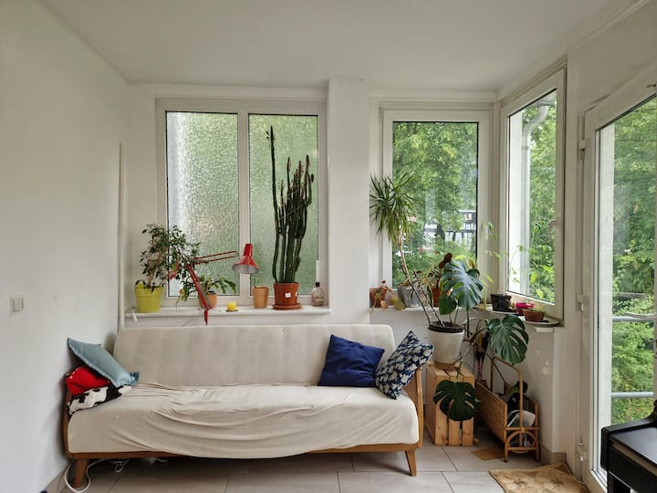 Gemütliche Wohnung Mit Gartenzugang In Super Lage - Köln