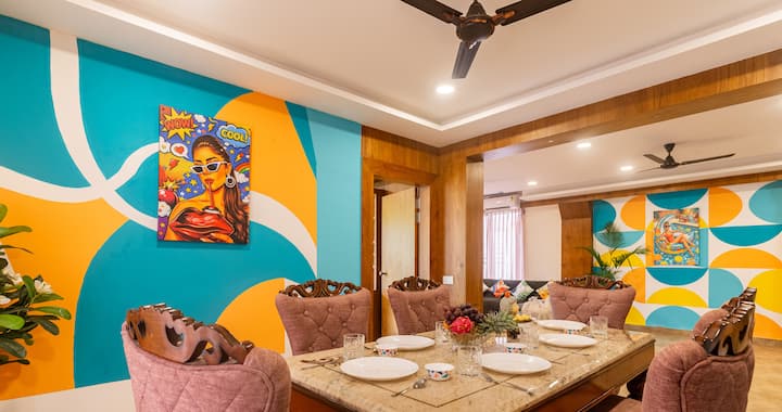 Dining area image 2