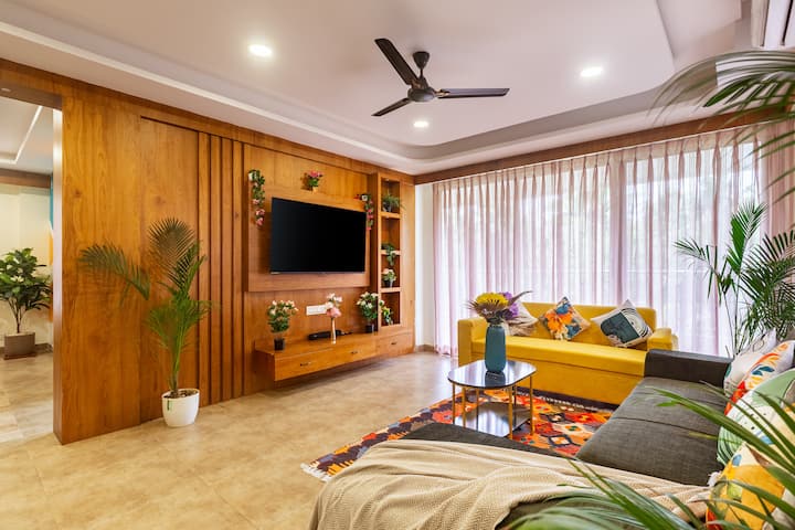 Living room image 4