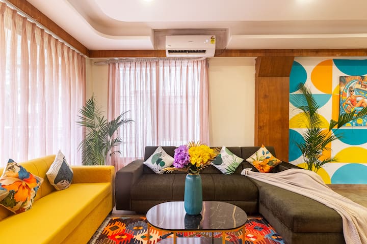 Living room image 2