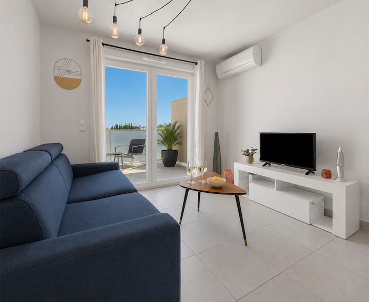 Charmant T2 Climatisé Avec Balcon Et Parking - Montpellier