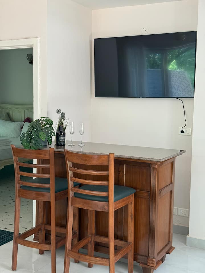Living room image 8