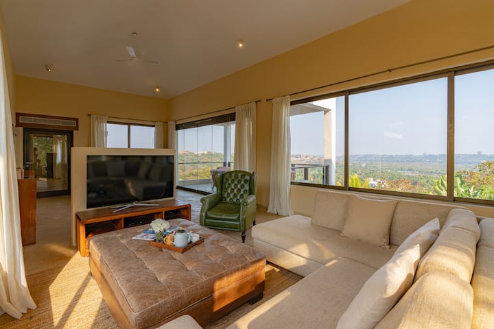 Living room 2 image 4
