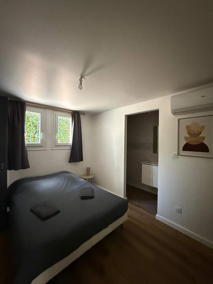 Chambre Avec Salle De Bain Privée - Villenave-d'Ornon