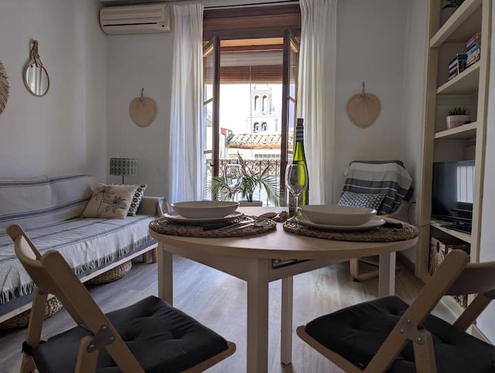 Vive Palamós Caminando, Con Calma Y Como Un Local - Palamós