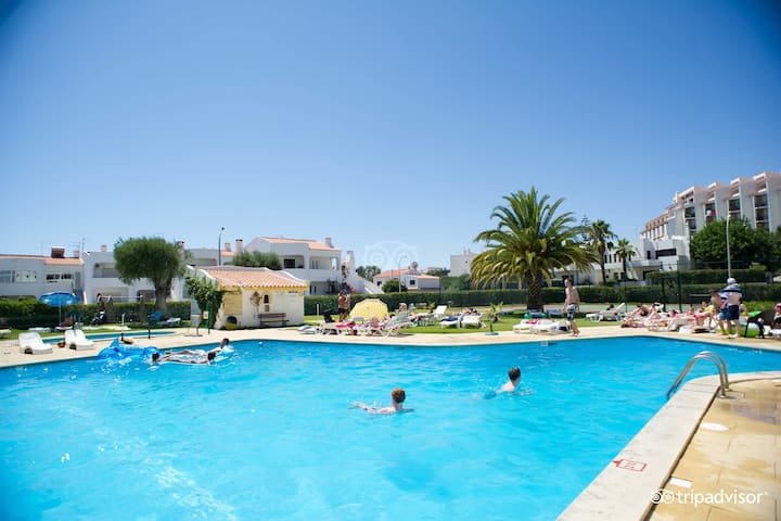Pool Studio In New Town - Albufeira