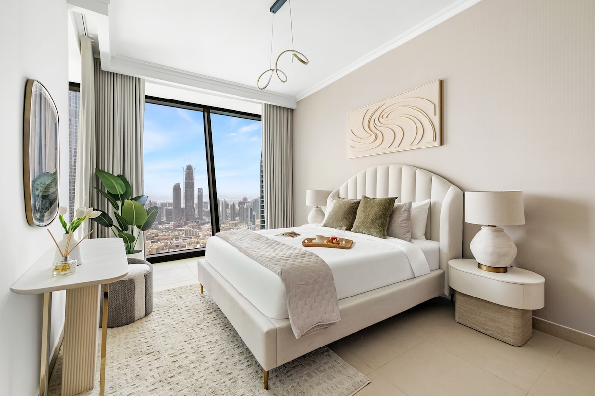 3 Bedroom Furnished Apartment with Burj Khalifa View | Burj Vista · II 3