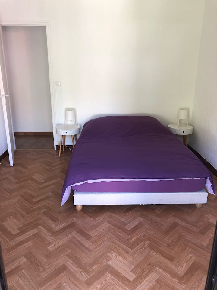 Dhomë gjumi 2