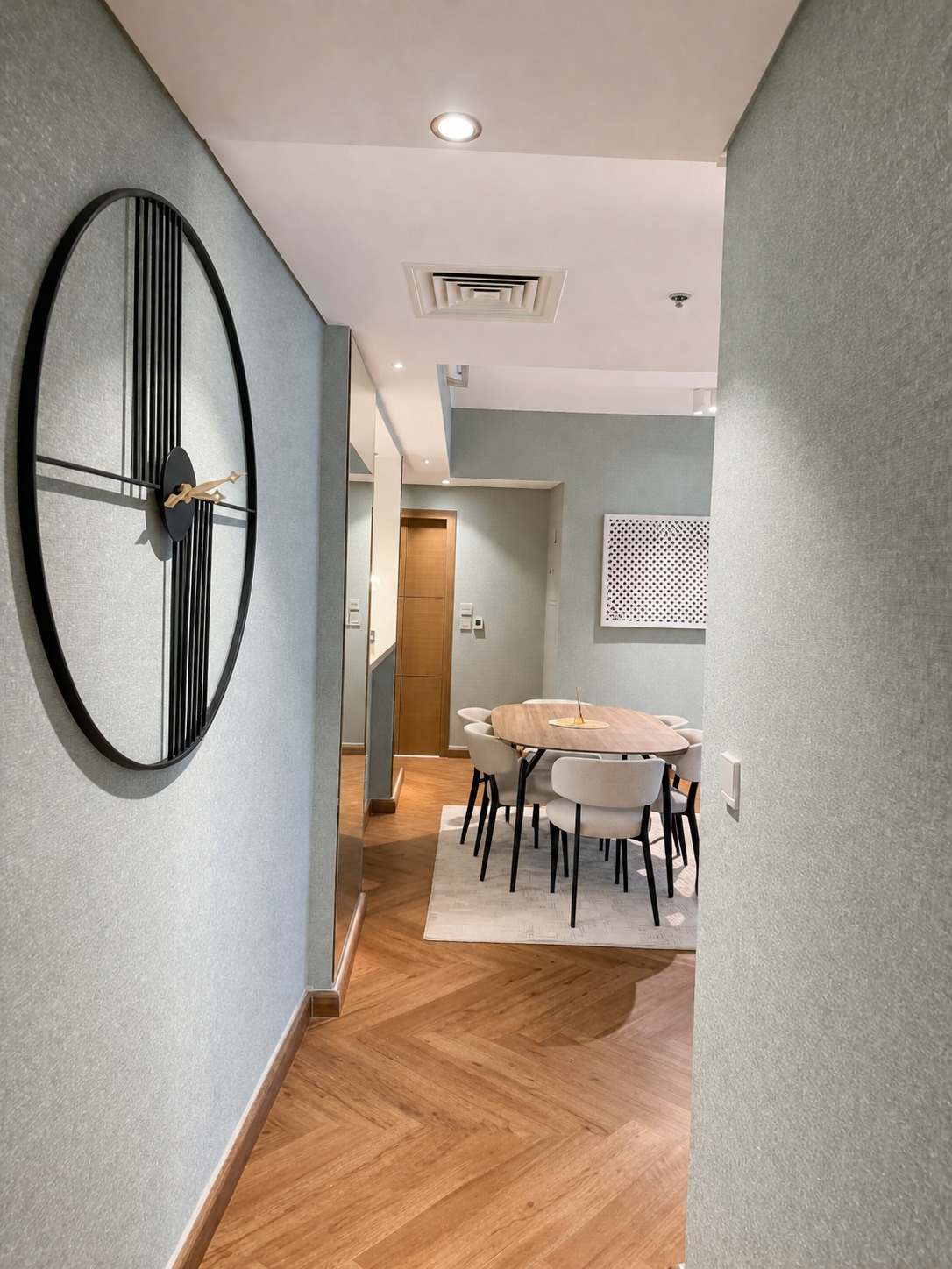 2 Bedroom Furnished Apartment with Burj Khalifa View | Burj Vista 8
