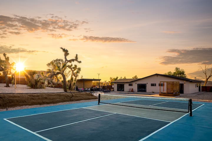 Jt Luxe Compound: Pool-spa/lit Pickle/sauna/dome - Joshua Tree, CA