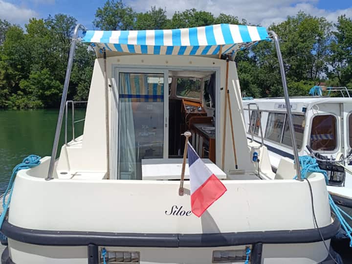 Séjour Insolite Sur Un Bateau à Quai - 8 Pers. - Cognac