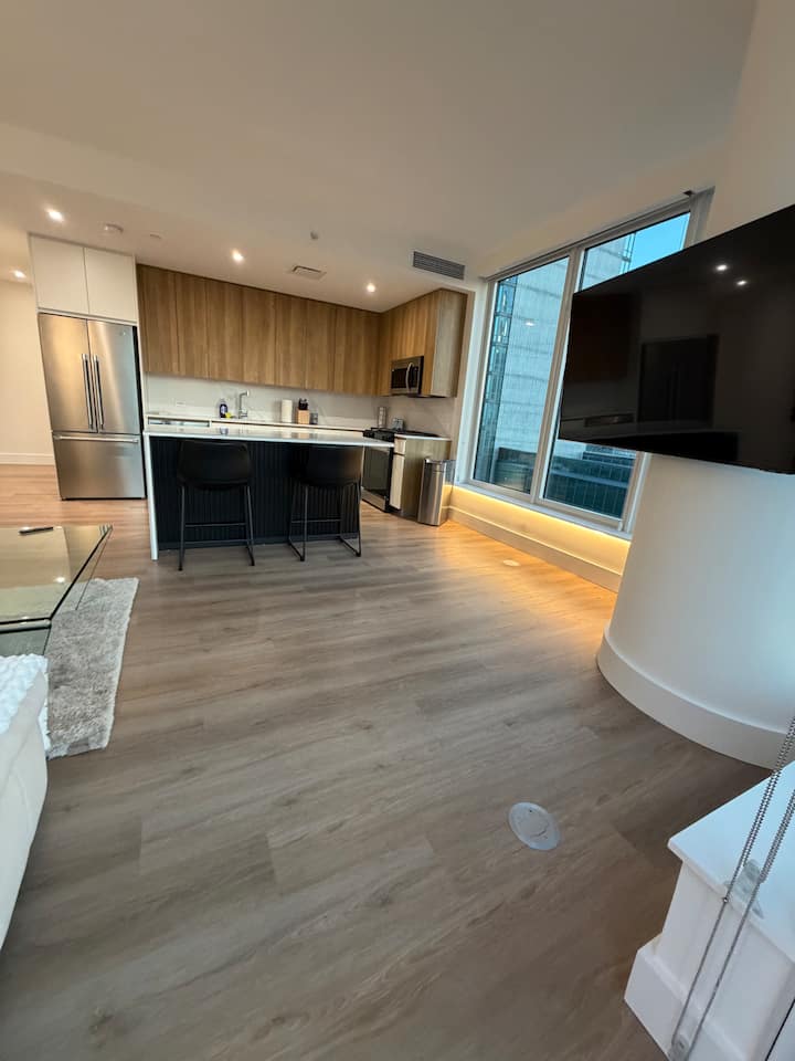 New luxury 2 bedroom 2 bathroom balcony city view - Apartments for Rent ...