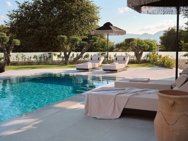 Pinakopi Luxury Villa, A Mediterranean Signature - Zakinthos