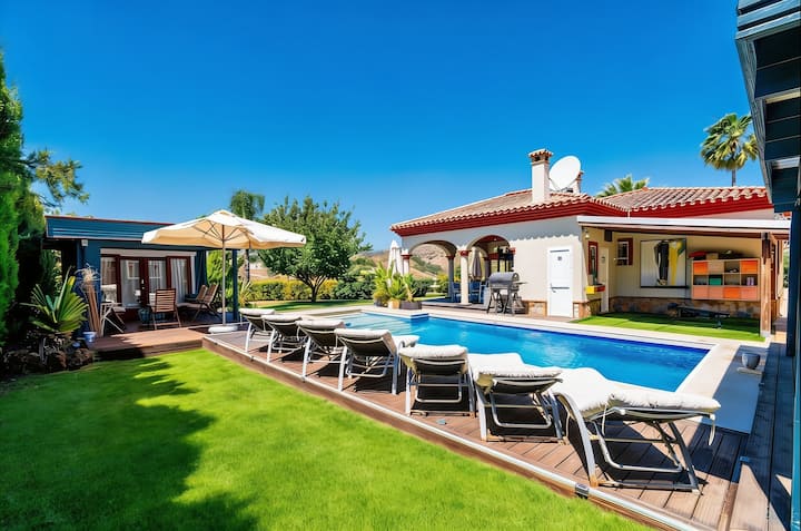 Cubo's Casa La Ermita - Coín