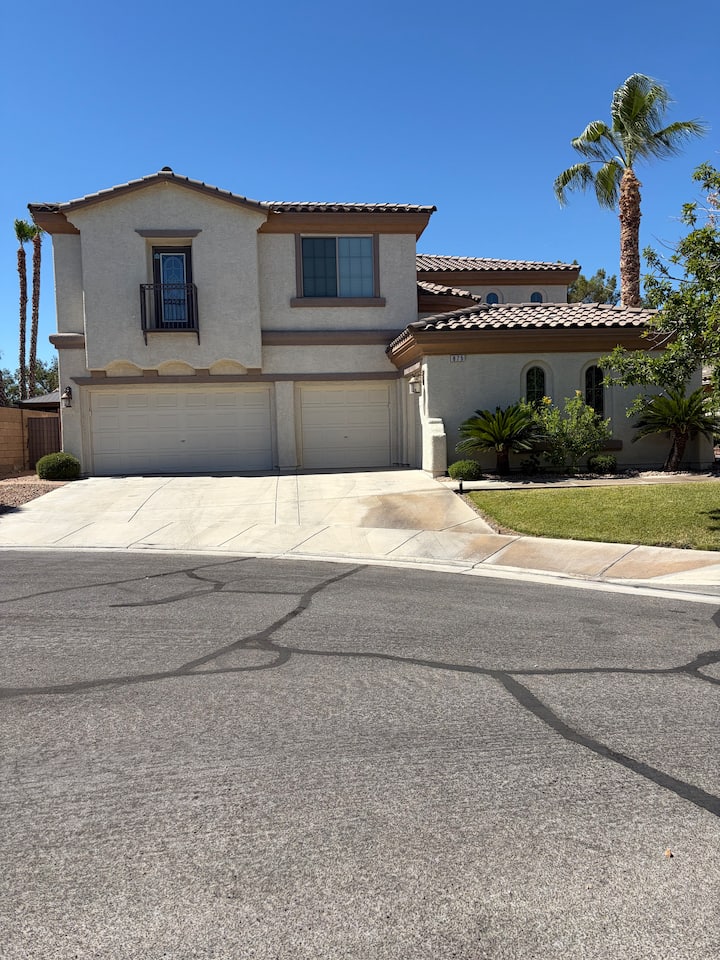 Beautiful Family Home/pool - Henderson, NV