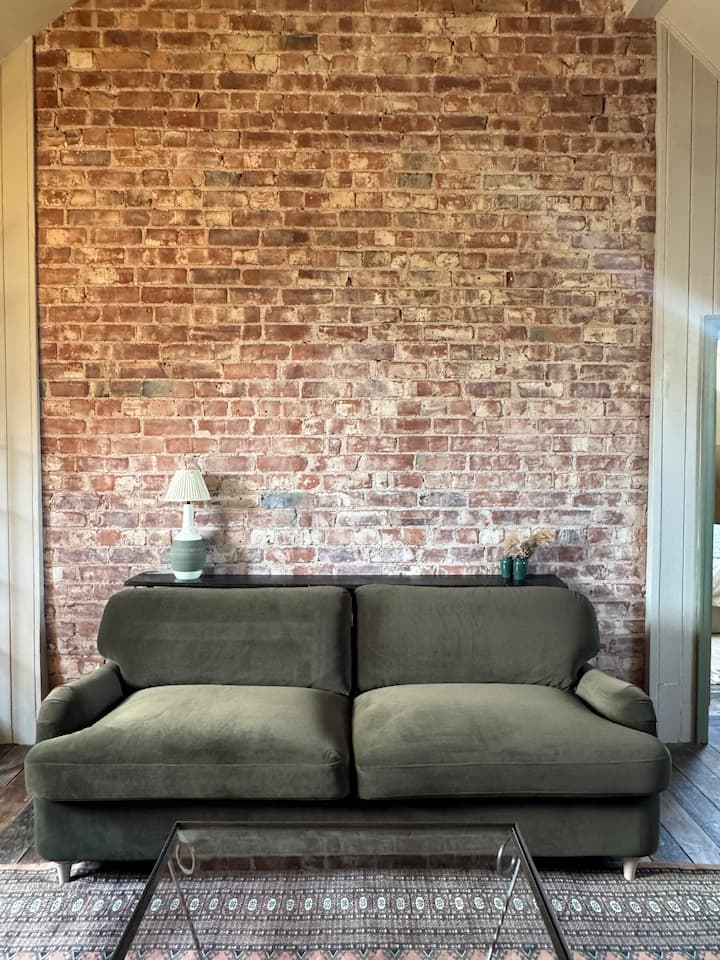 Stockport Apartment - Manchester Airport (MAN)