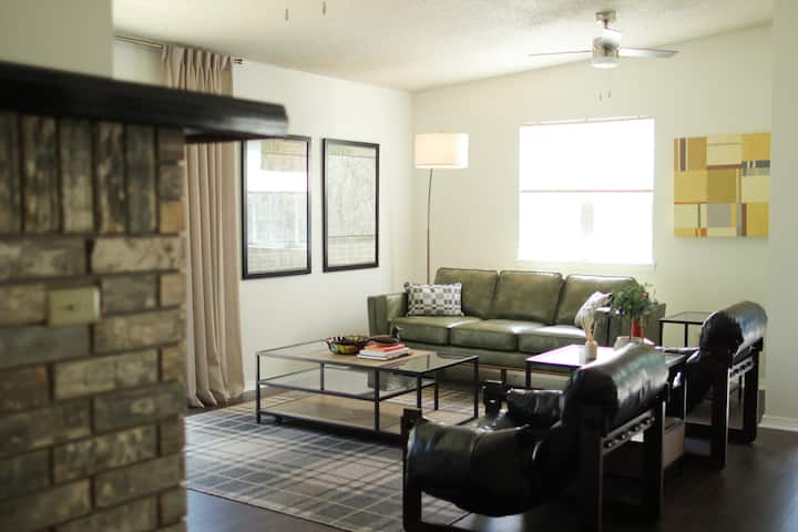 Blue Trail House | Fire Pit, Trail Access, Pets Ok - Bella Vista, AR