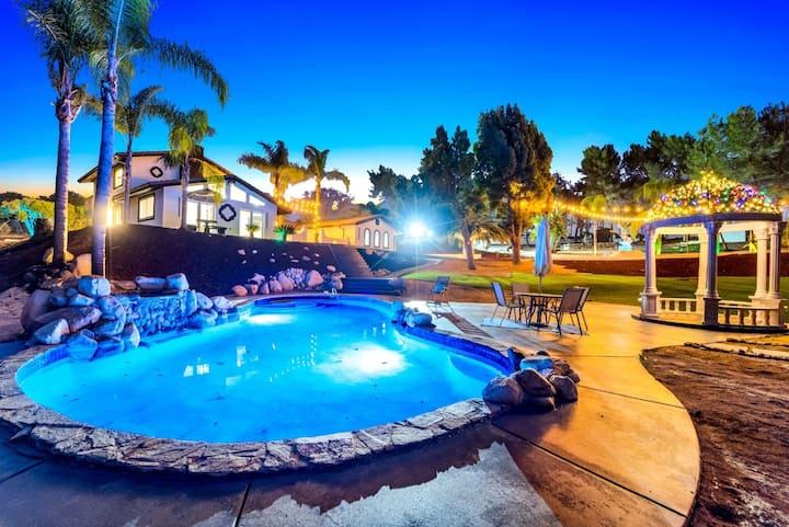 Grand Vista 4br Villa | Near Legoland Ca - Vista, CA