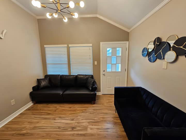 The Private Suite - Houston, TX