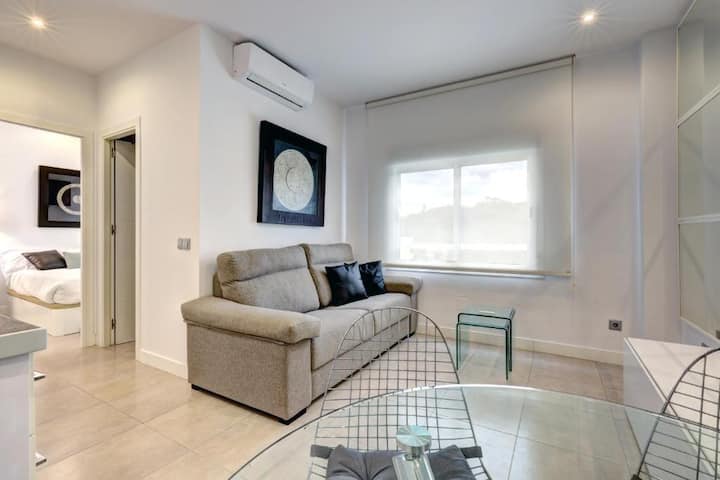 Apartamento Con Terraza - 2c - Marbella